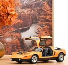 Mercedes-Benz C111 II 1970 Orange 1:18 - 90521
