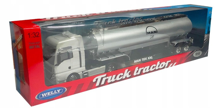 MAN TGX XXL Tractor White with Trailer Oil Tanker 1:32 - 90636