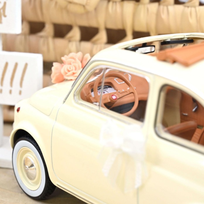 Fiat 500L 1968 Ivory Wedding Gift 1:18 - 91084