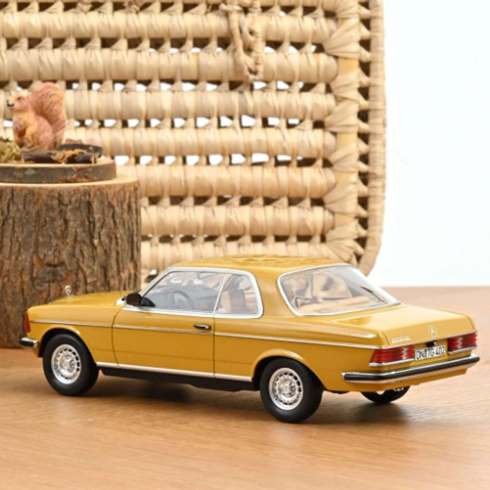 Mercedes-Benz 280 CE 1980 Sahara Yellow 1:18 - 91089
