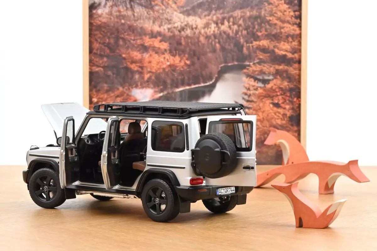 Mercedes-Benz G-Klasse 2024 Iridium Silver 1:18 - 91111