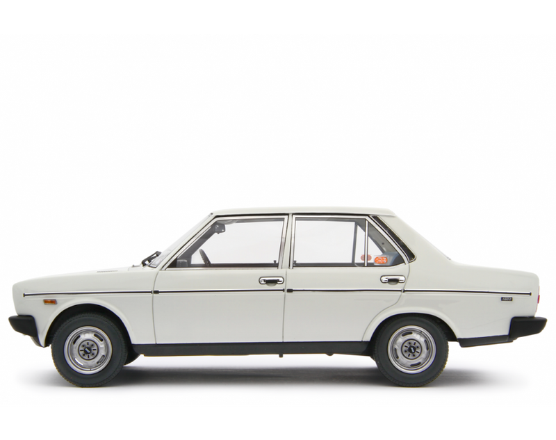 Fiat 131 1600 Mirafiori Special 1974 Bianco 1:18 - 91375