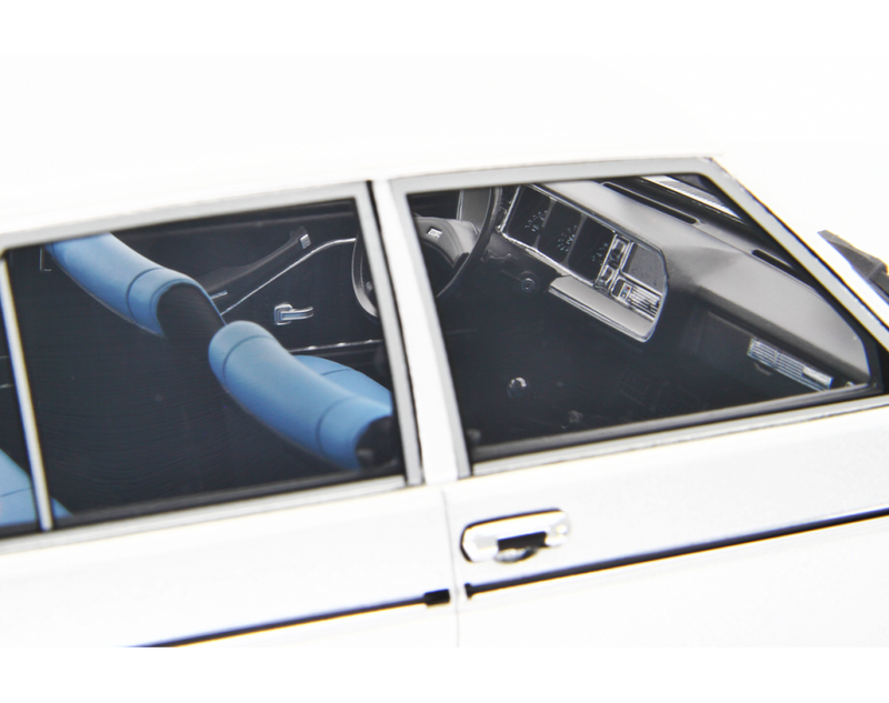 Fiat 131 1600 Mirafiori Special 1974 Bianco 1:18 - 91382