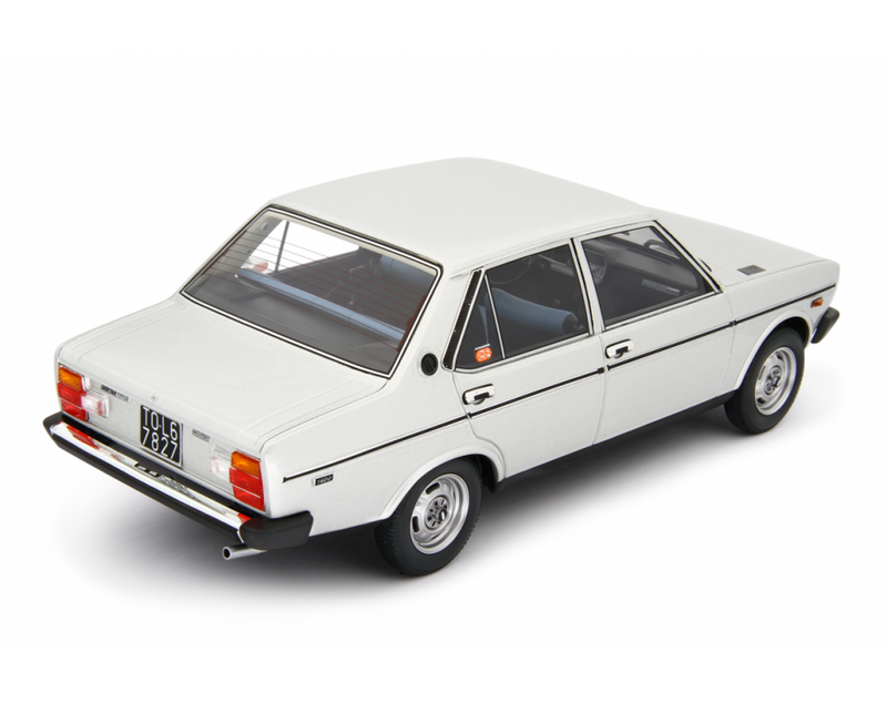 Fiat 131 1600 Mirafiori Special 1974 Grigio metallizzato 1:18 - 91418