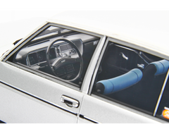 Fiat 131 1600 Mirafiori Special 1974 Grigio metallizzato 1:18 - 91422