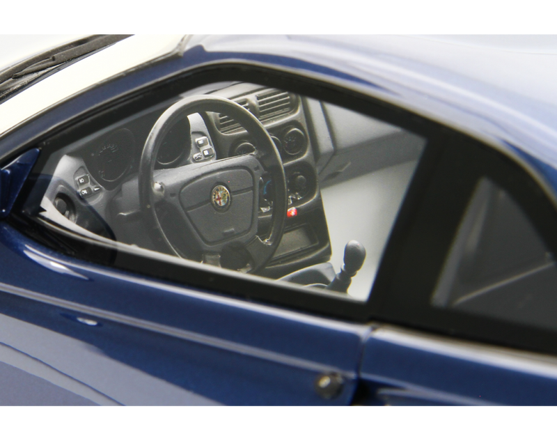 Alfa Romeo GTV 2.0 T.Spark 16V 1995 Rosso Alfa 1:18 - 91437