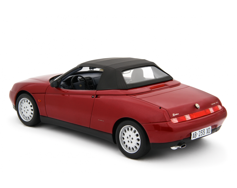 Alfa Romeo Spider 2.0 T.Spark 16V 1995 Rosso Proteo 1:18 - 91595