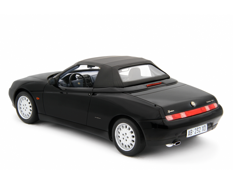 Alfa Romeo Spider 2.0 T.S. 1995 Nero 1:18 - 91610