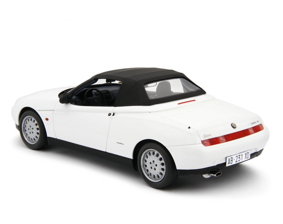 Alfa Romeo Spider 2.0 T.S. 1995 Bianco 1:18 - 91628