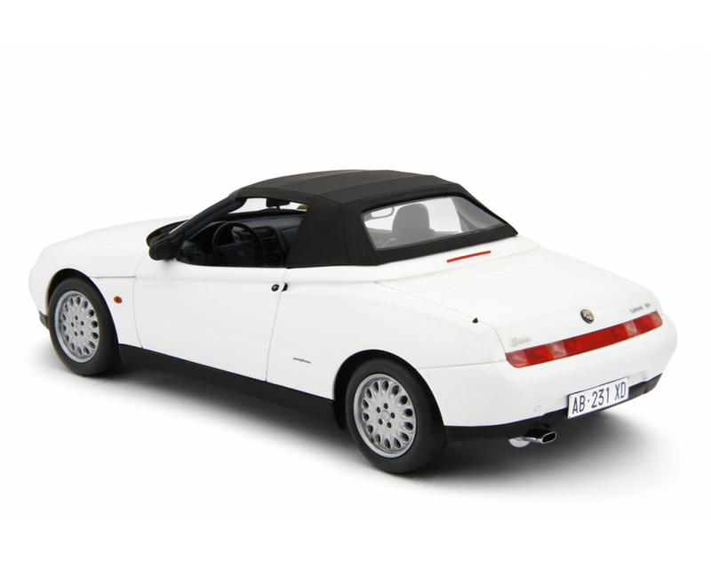 Alfa Romeo Spider 2.0 T.S. 1995 Bianco 1:18 - 91628