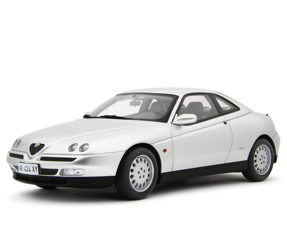 Alfa Romeo GTV 2.0 T.Spark 16V 1995 Grigio Chiaro Metallizzato 1:18 - 91743