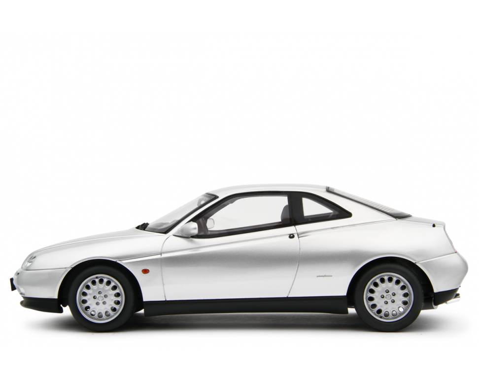 Alfa Romeo GTV 2.0 T.Spark 16V 1995 Grigio Chiaro Metallizzato 1:18 - 91745
