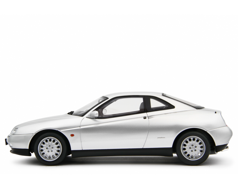 Alfa Romeo GTV 2.0 T.Spark 16V 1995 Grigio Chiaro Metallizzato 1:18 - 91745