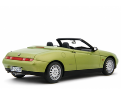 Alfa Romeo Spider 2.0 T.Spark 16V 1995 Verde Acido 1:18 - 91773