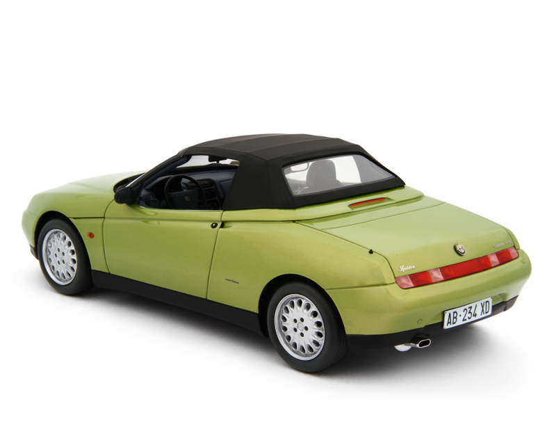 Alfa Romeo Spider 2.0 T.Spark 16V 1995 Verde Acido 1:18 - 91775
