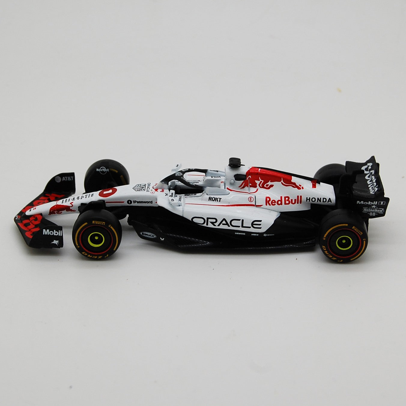 Red Bull Racing RB21 F1 Japan GP 2025 Max Verstappen 1:43 - 91927