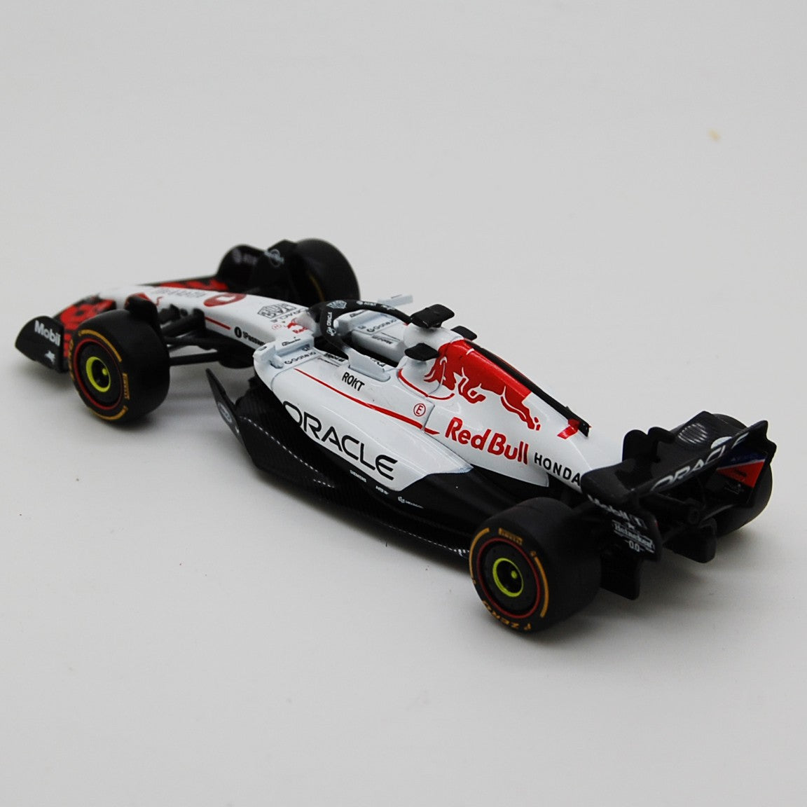 91928