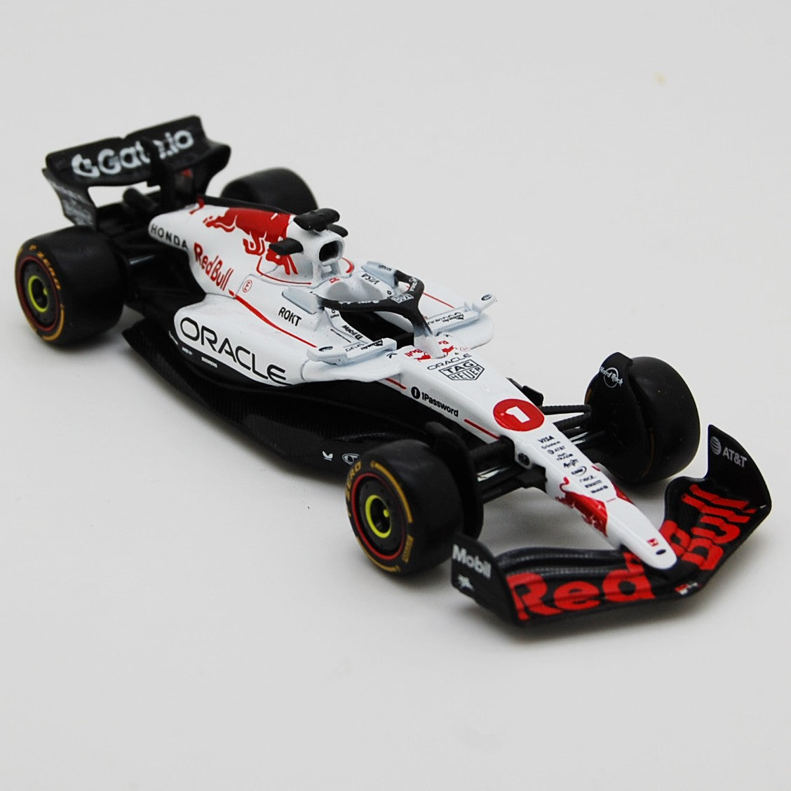 91931