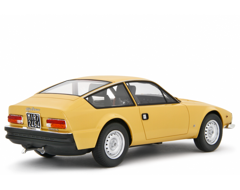 Alfa Romeo Giulia Coupé 1600 GT Junior Zagato 1972 Giallo Zagato 1:18 - 92061
