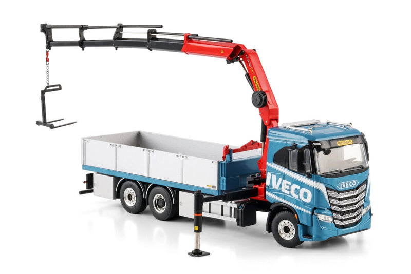 Iveco S-Way Low Riged Flatbed 6X2 With Palfinger PK 24.001 SLD 5 1:50 - 92244