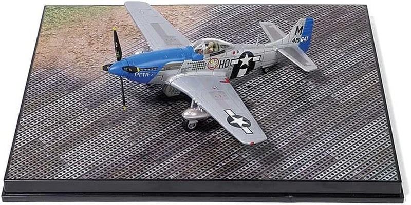 USAFF P-51D Mustang Petie 1944 3° Lt. Col. John C. Meyer 487° Sq.  352° Gr. 1:72 - 92325