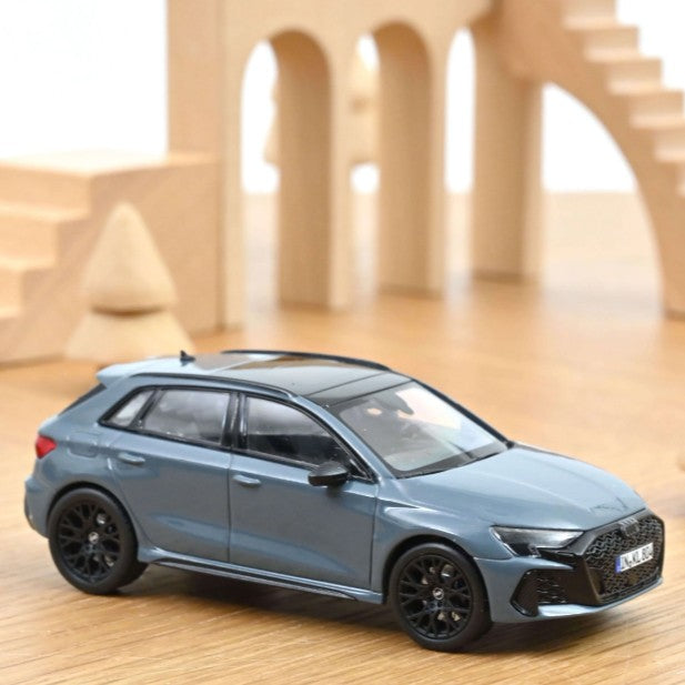 Audi RS 3 2025 Kemora Grey 1:43 - 92484