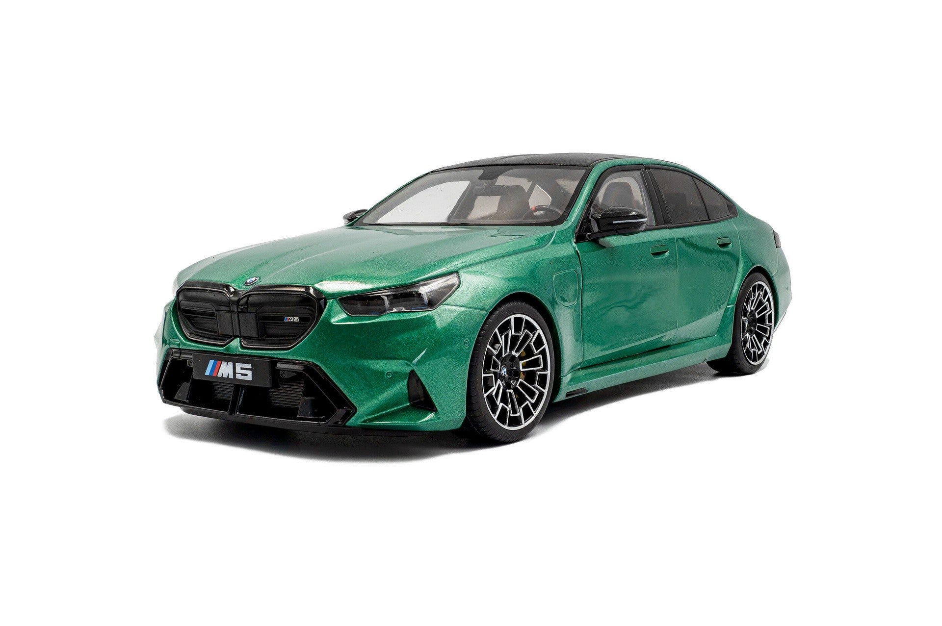 BMW M5 (G90) M 2025 Isle of Man Green Metallic 1:18 - 92554