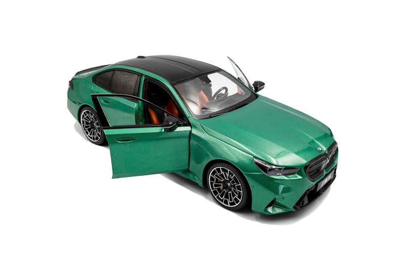 BMW M5 (G90) M 2025 Isle of Man Green Metallic 1:18 - 92560