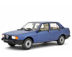 Alfa Romeo Giulietta 1.6 - 1.8 1980 Blu Pervinca 1:18 - 92734