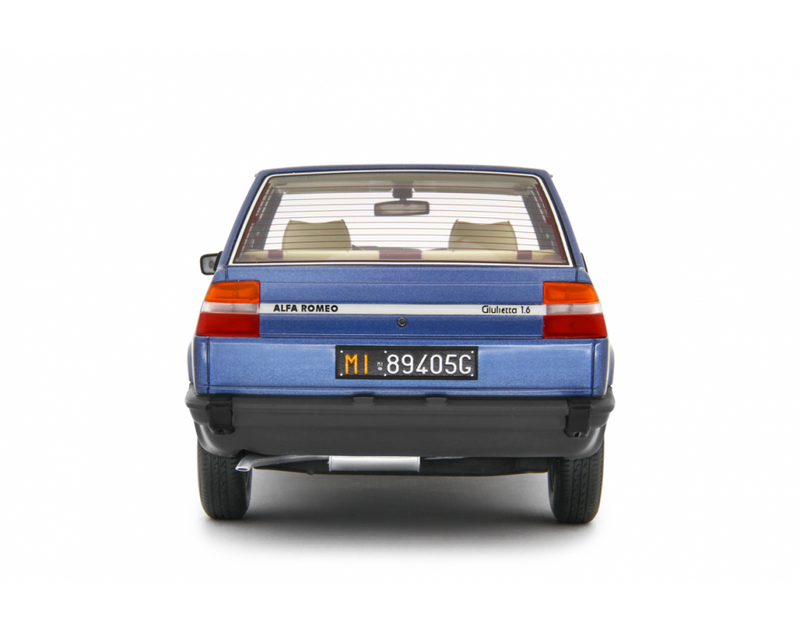 Alfa Romeo Giulietta 1.6 - 1.8 1980 Blu Pervinca 1:18 - 92737