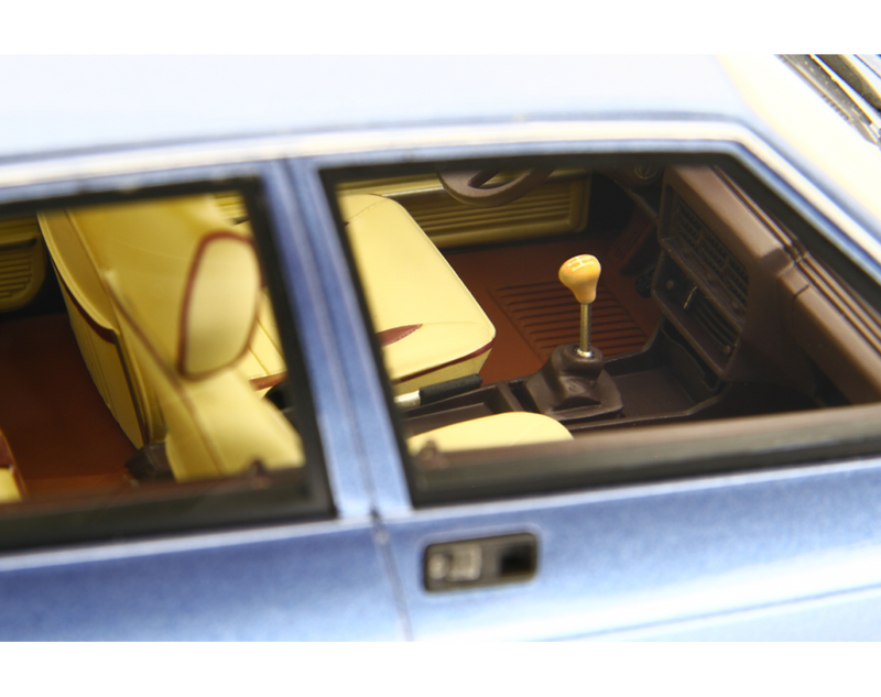 Alfa Romeo Giulietta 1.6 - 1.8 1980 Blu Pervinca 1:18 - 92740