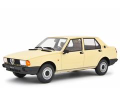 Alfa Romeo Giulietta 1.6 - 1.8 1980 Avorio 1:18 - 92745