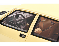 Alfa Romeo Giulietta 1.6 - 1.8 1980 Avorio 1:18 - 92752
