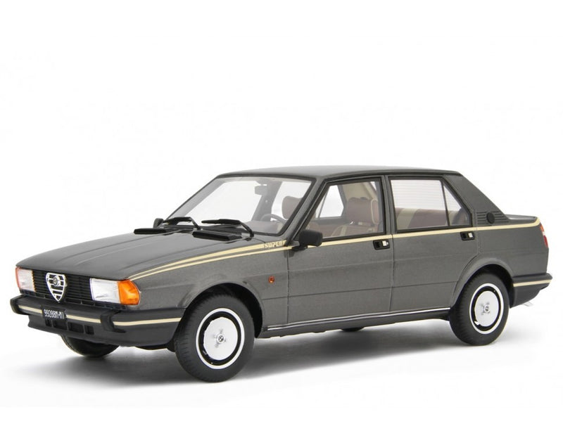 Alfa Romeo Giulietta 2.0 Super 1981 Grigio Nube 1:18 - 92760