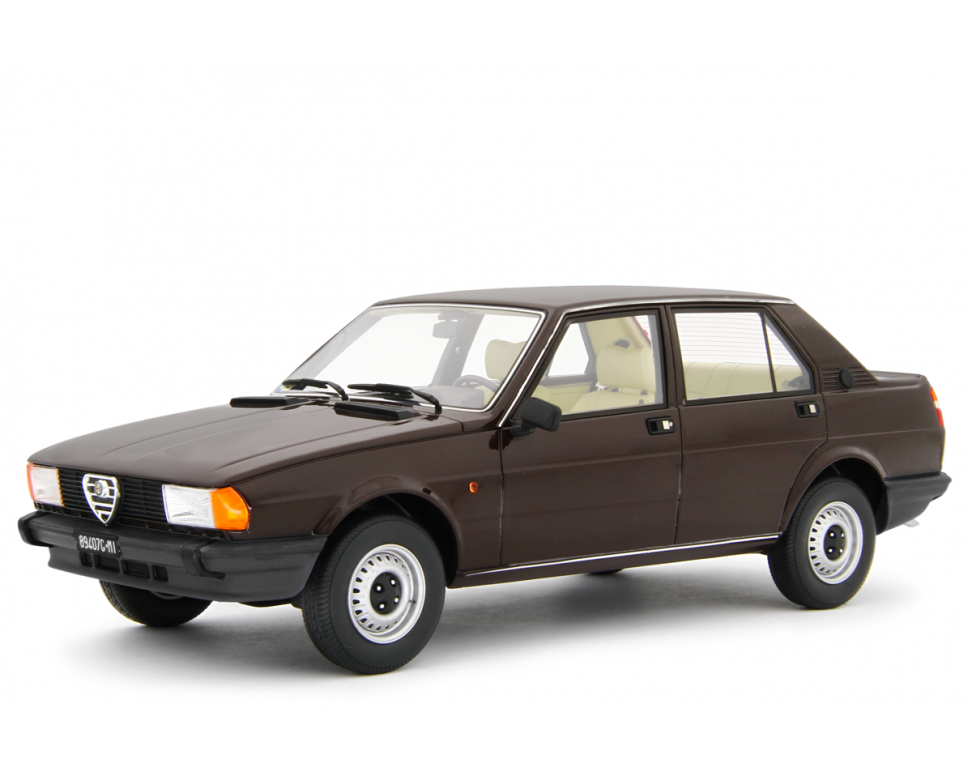 Alfa Romeo Giulietta 1.6 - 1.8 1980 Marrone Testa di Moro 1:18 - 92783