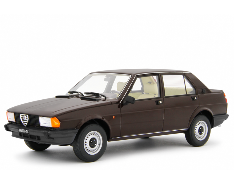 Alfa Romeo Giulietta 1.6 - 1.8 1980 Marrone Testa di Moro 1:18 - 92783