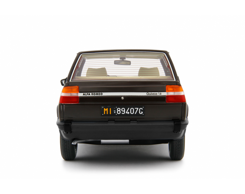 Alfa Romeo Giulietta 1.6 - 1.8 1980 Marrone Testa di Moro 1:18 - 92787