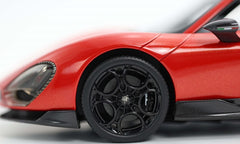 Alfa Romeo 33 Stradale 2025 Arancio Metallizzato con Teca 1:18 - 92878