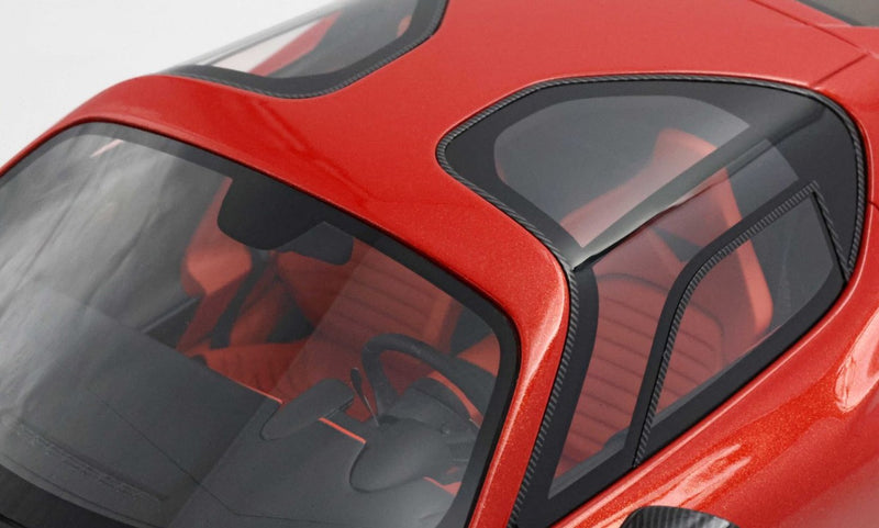 Alfa Romeo 33 Stradale 2025 Arancio Metallizzato con Teca 1:18 - 92879