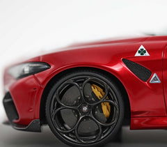 Alfa Romeo Giulia GTA 2020 Rosso GTA con Logo Alfa Romeo e Spoiler 1:18 - 92930