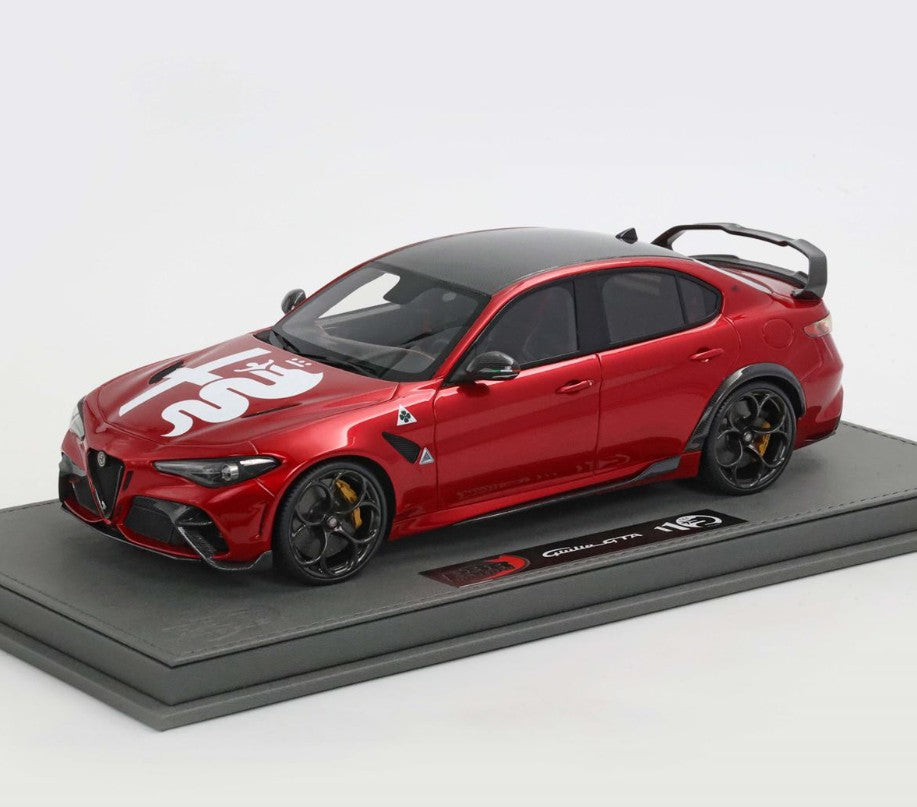 Alfa Romeo Giulia GTA 2020 Rosso GTA con Logo Alfa Romeo e Spoiler 1:18 - 92934