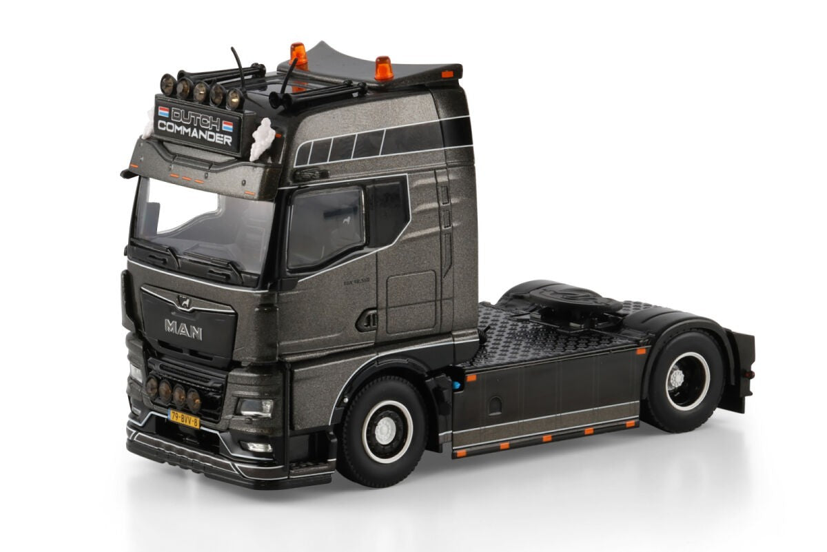 MAN TGX GX 4X2 Premium Line Dutch Commander 1:50 - 93064