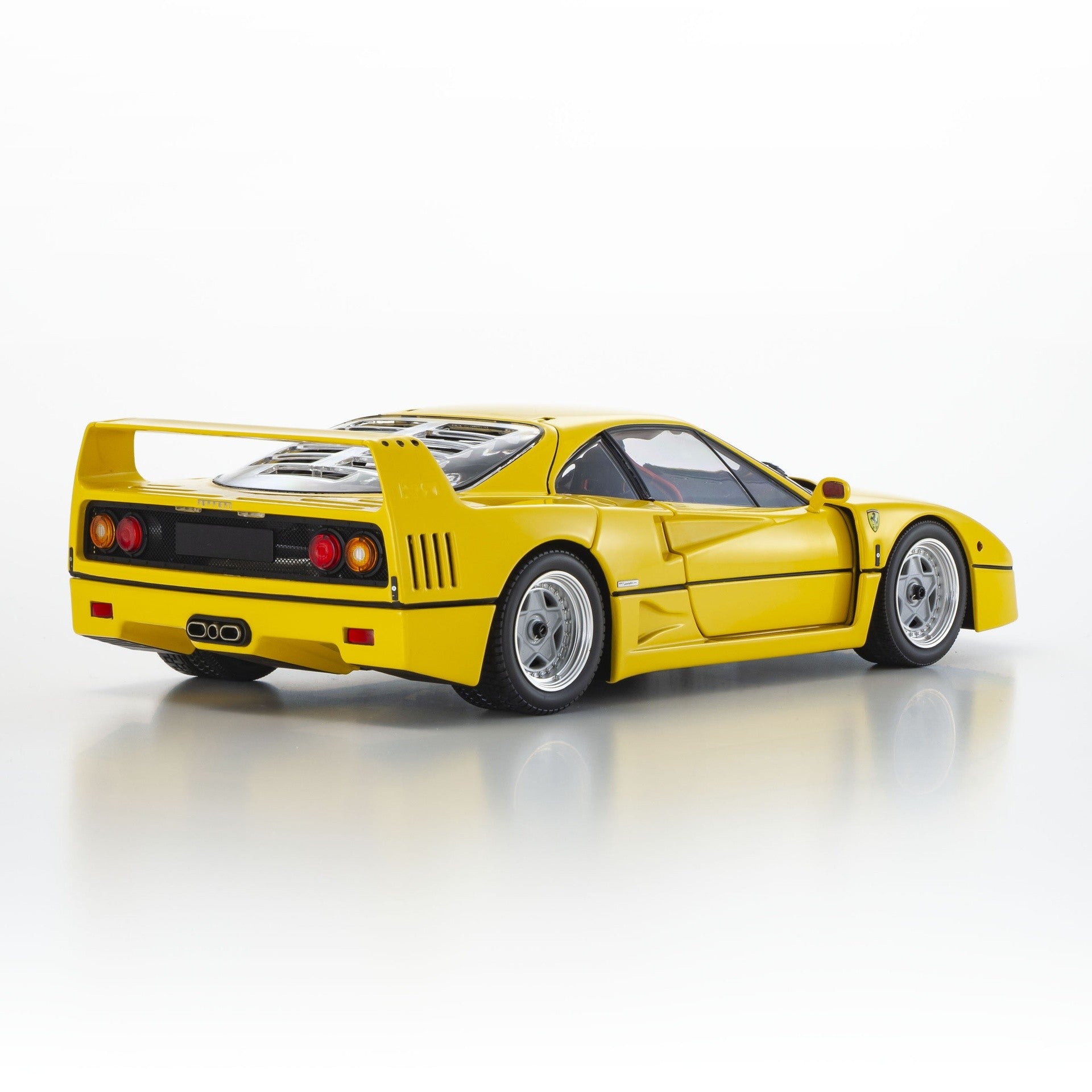 Ferrari F40 1987 Giallo Modena 1:18 - 93133