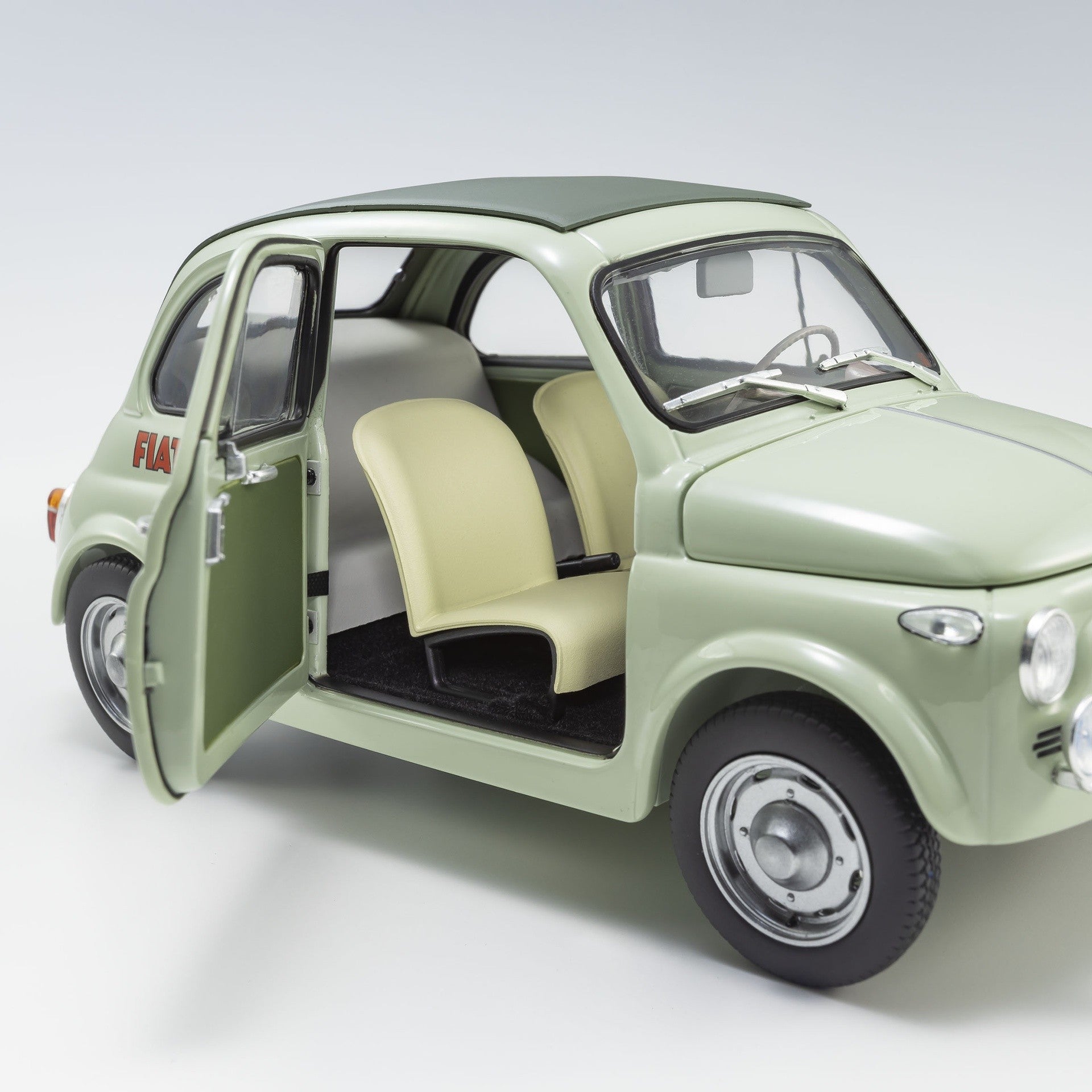 Fiat Nuova 500 Elaborazione Abarth Record Light Green 1:18 - 93157