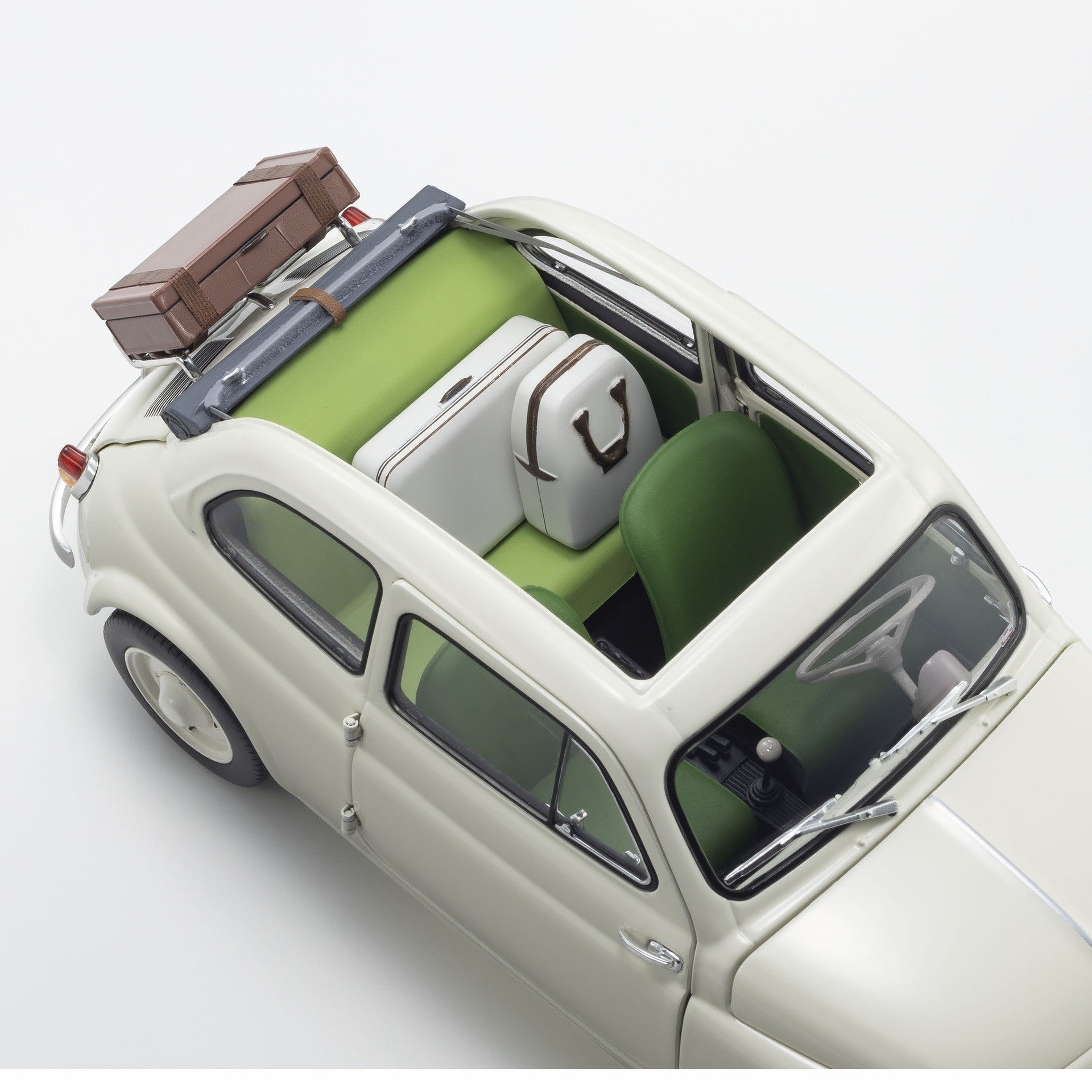 Fiat Nuova 500 Accessoriata Avorio 1:18 - 93188