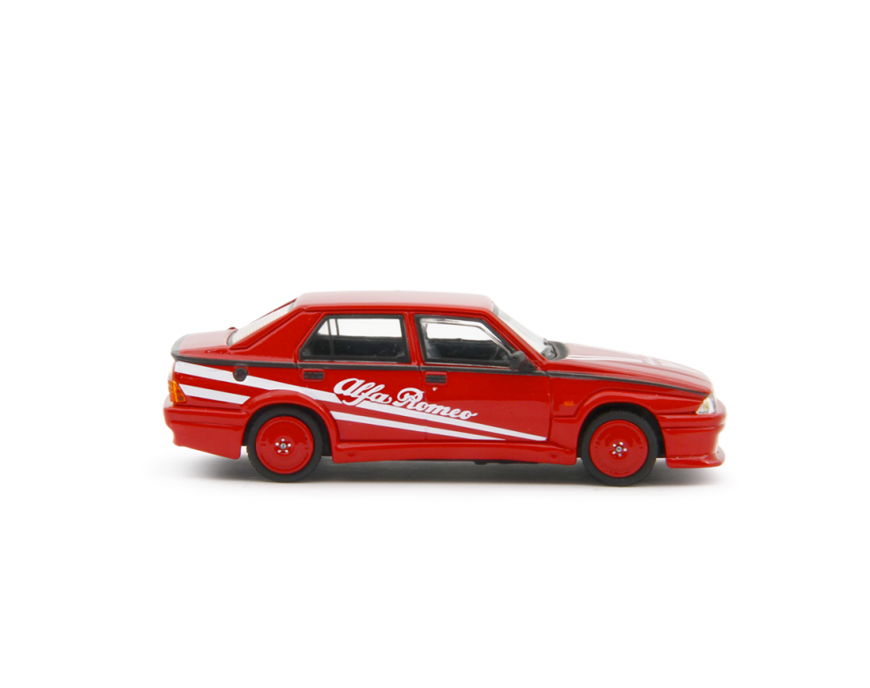 Alfa Romeo Alfa 75 1.8i Turbo Evoluzione 1987 Red Alfa Romeo 1:64 - 93547