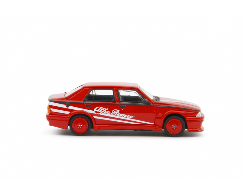 Alfa Romeo Alfa 75 1.8i Turbo Evoluzione 1987 Red Alfa Romeo 1:64 - 93547