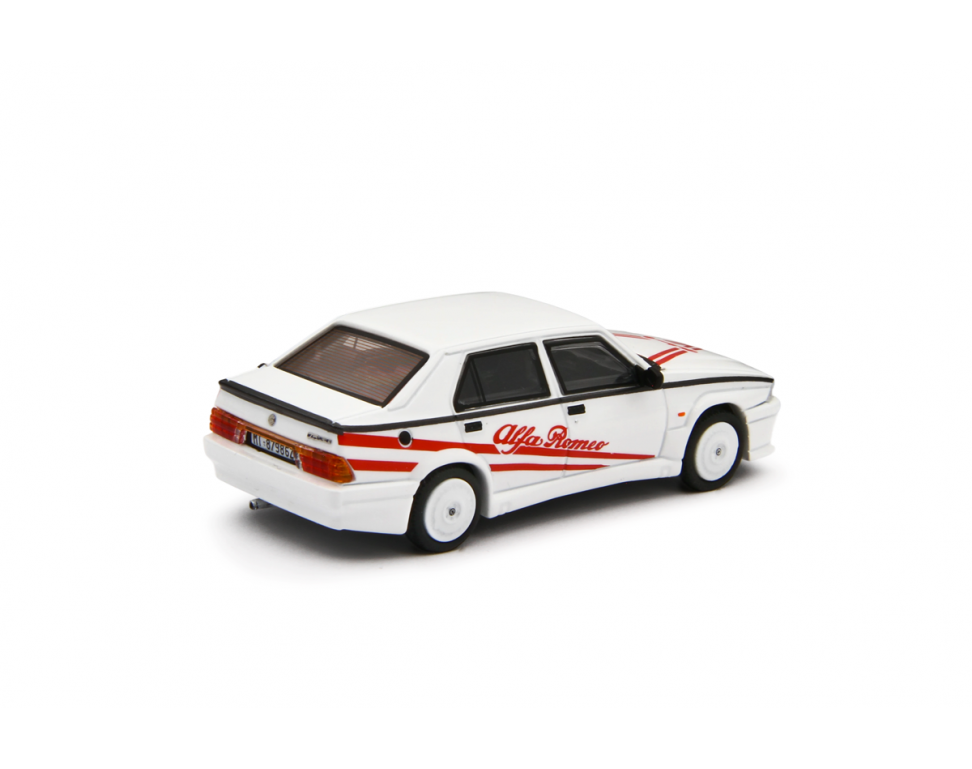 Alfa Romeo Alfa 75 1.8i Turbo Evoluzione 1987 Bianco 1:64 - 93560