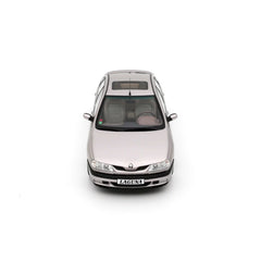Renault Laguna V6 3.0 Baccara 1996 Gris Opale 1:18 - 93590