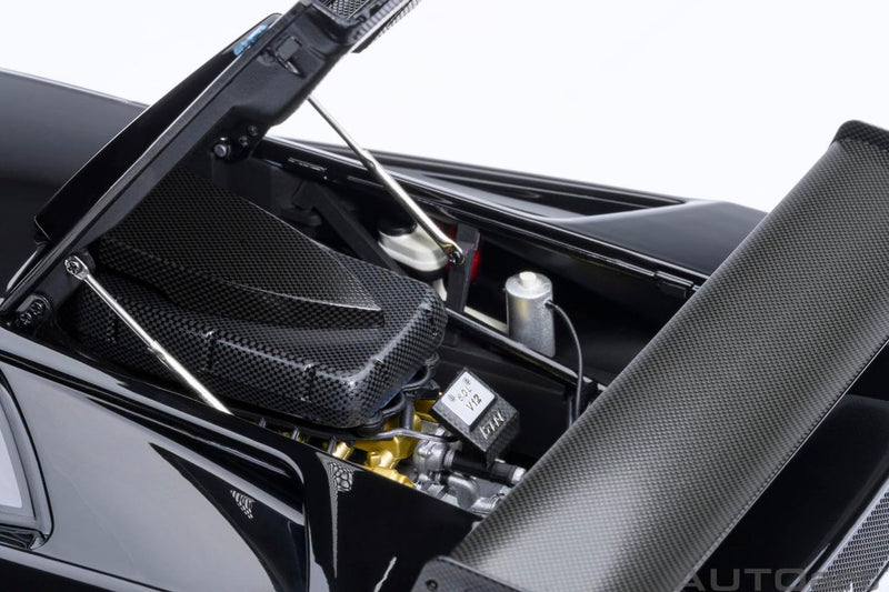 Lamborghini Diablo GTR (Deep Black) 1:18 - 93775